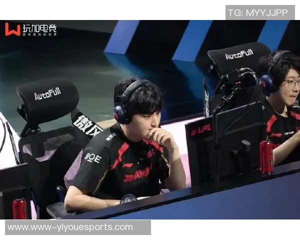 S15电竞全明星赛中FPX战术表现分析与点评探讨